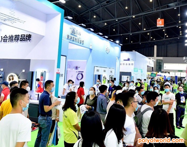 成都浴室柜行业协会连续三年组团参加成都建博会CCBD